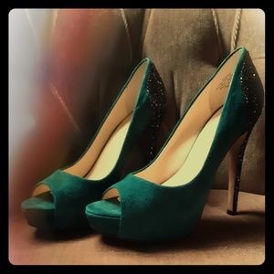 CLICK ME: Gorge Suede Peeptoe Glitter Heels Pumps